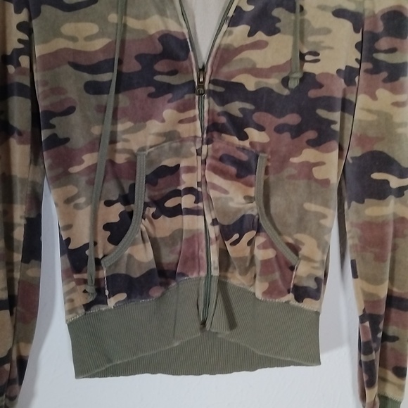 Camouflage Hoodie Sweat suit Jacket with Zipper front - Picture 3 of 10